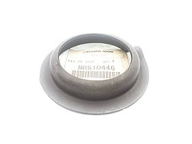 Оригінальна нижня проставка MR510446.