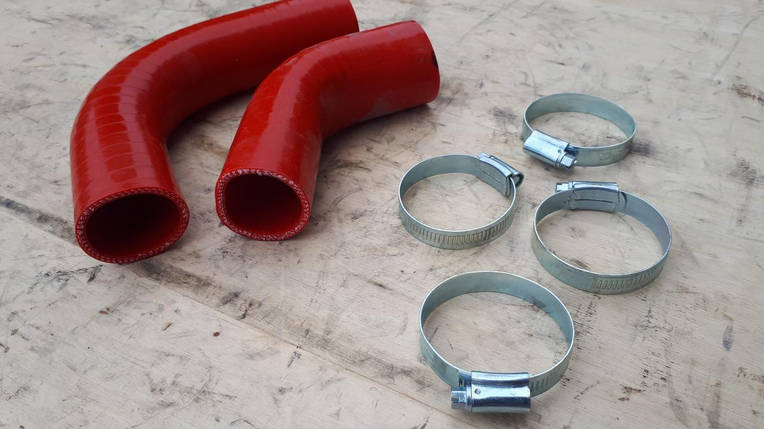 50-1303062 Патрубки радіатора МТЗ (2шт) (СИЛІКОН) МТЗ-80, МТЗ-82 (501303062Б2), фото 3