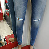 Джинси жіночі американка стрейч рване коліно завужені S блакитні, фото 5