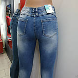 Джинси жіночі американка стрейч рване коліно завужені S блакитні, фото 7