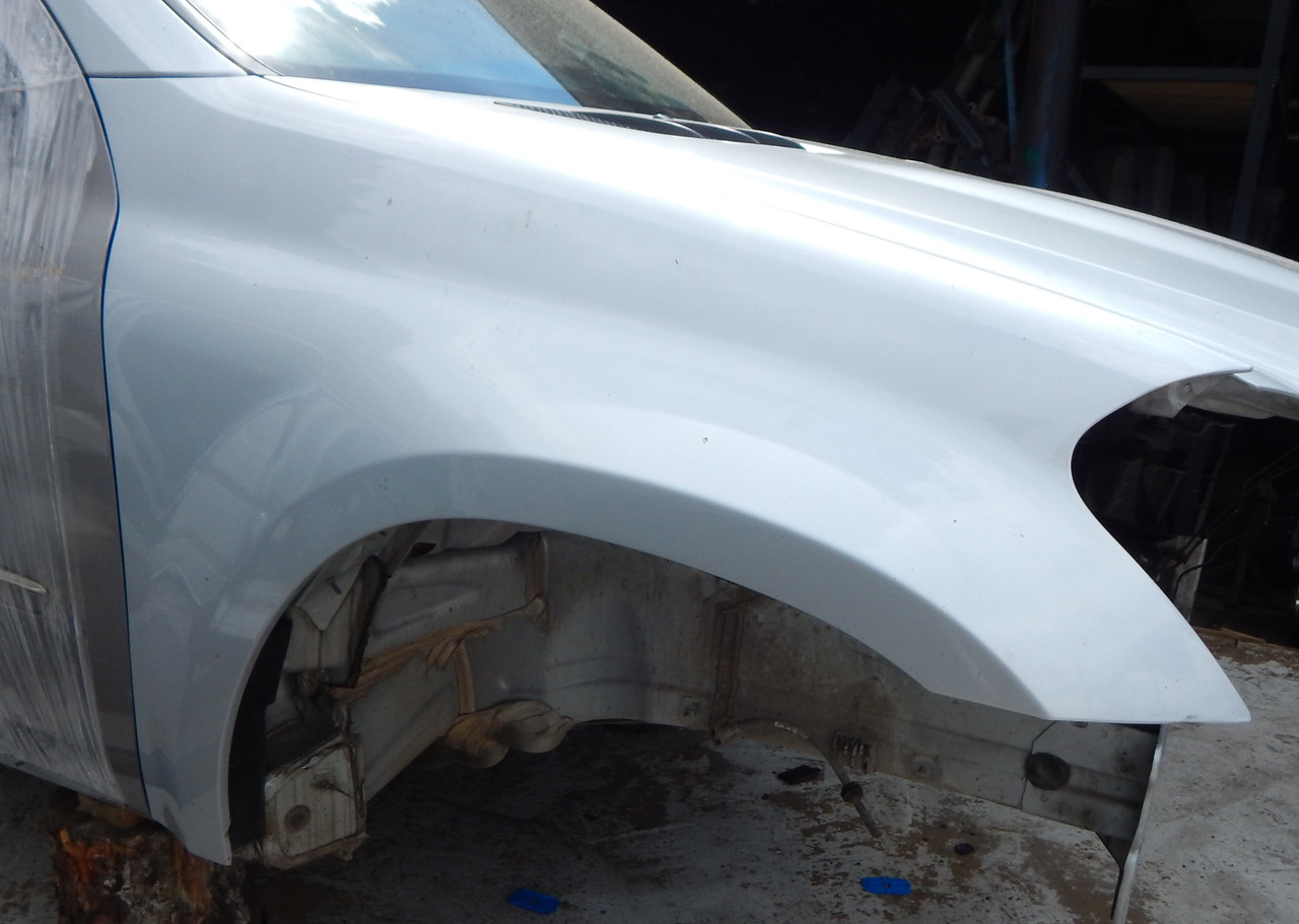 Крыло переднее правое Mercedes GL X164 2006-2012гг