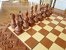 Шахи дерев'яні різьблені (груша).