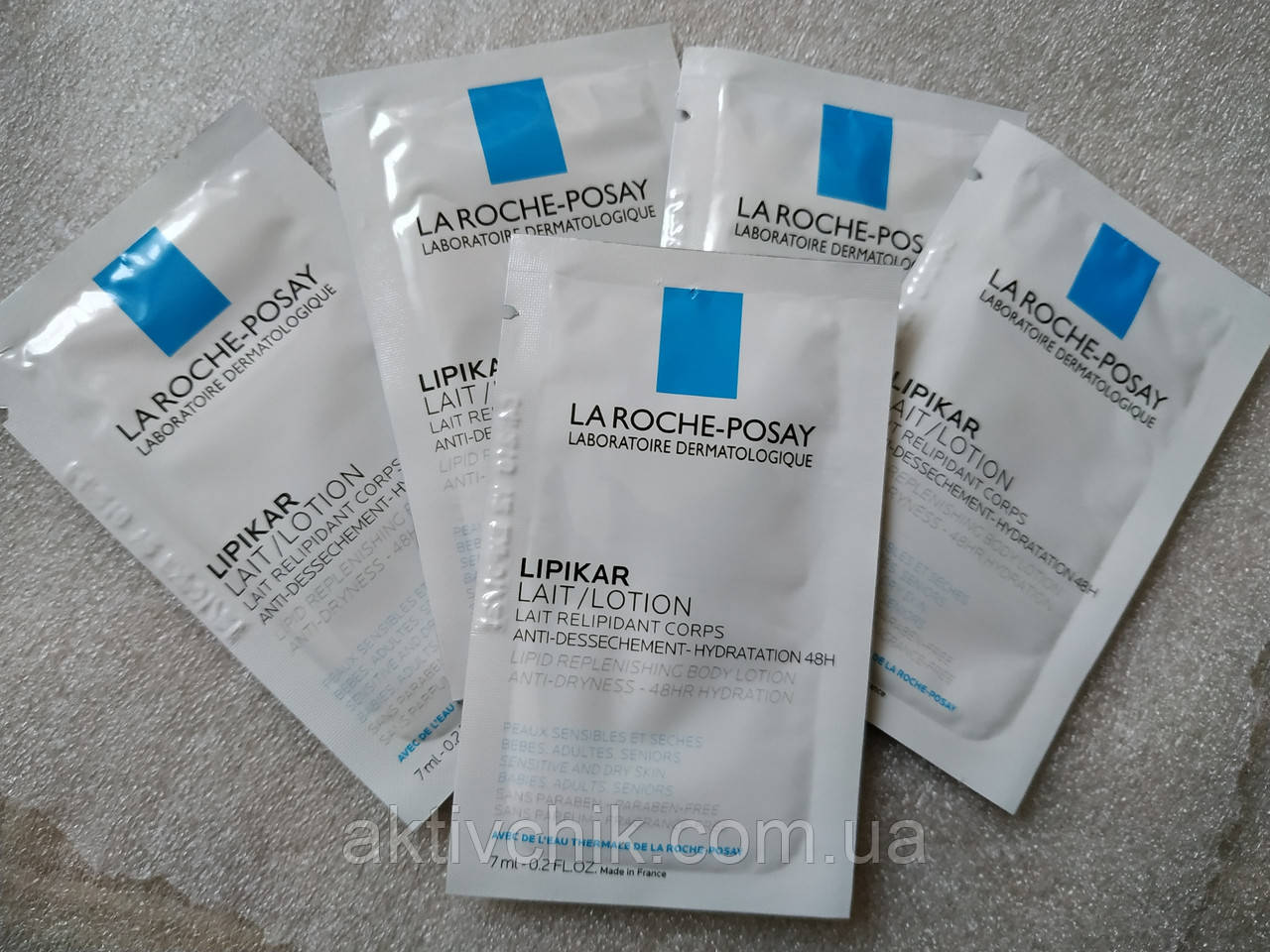 Ля Рош-Позі Липикар зволожуюче Молочко La Roche-Posay Lipikar Lait