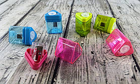 Чинка З контейнером Mini Tri Ice 10490Ф KUM Німеччина