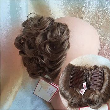 Шиньон накладка коротка на гребінцях русявий 988-12