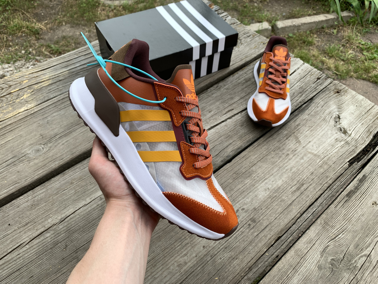 Чоловічі кросівки Adidas Brown Coffe-White