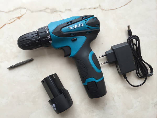 Makita DF330DWE 12V 1.3A.h Top Tools 1216817001