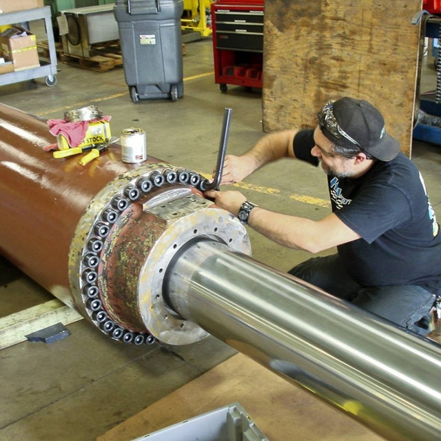 Ремонт гидроцилиндров в Киеве и Украине