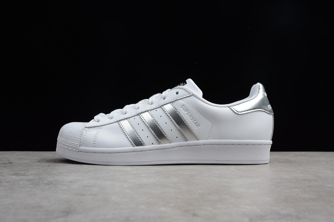Кросівки жіночі Adidas Superstar / ADM-3380