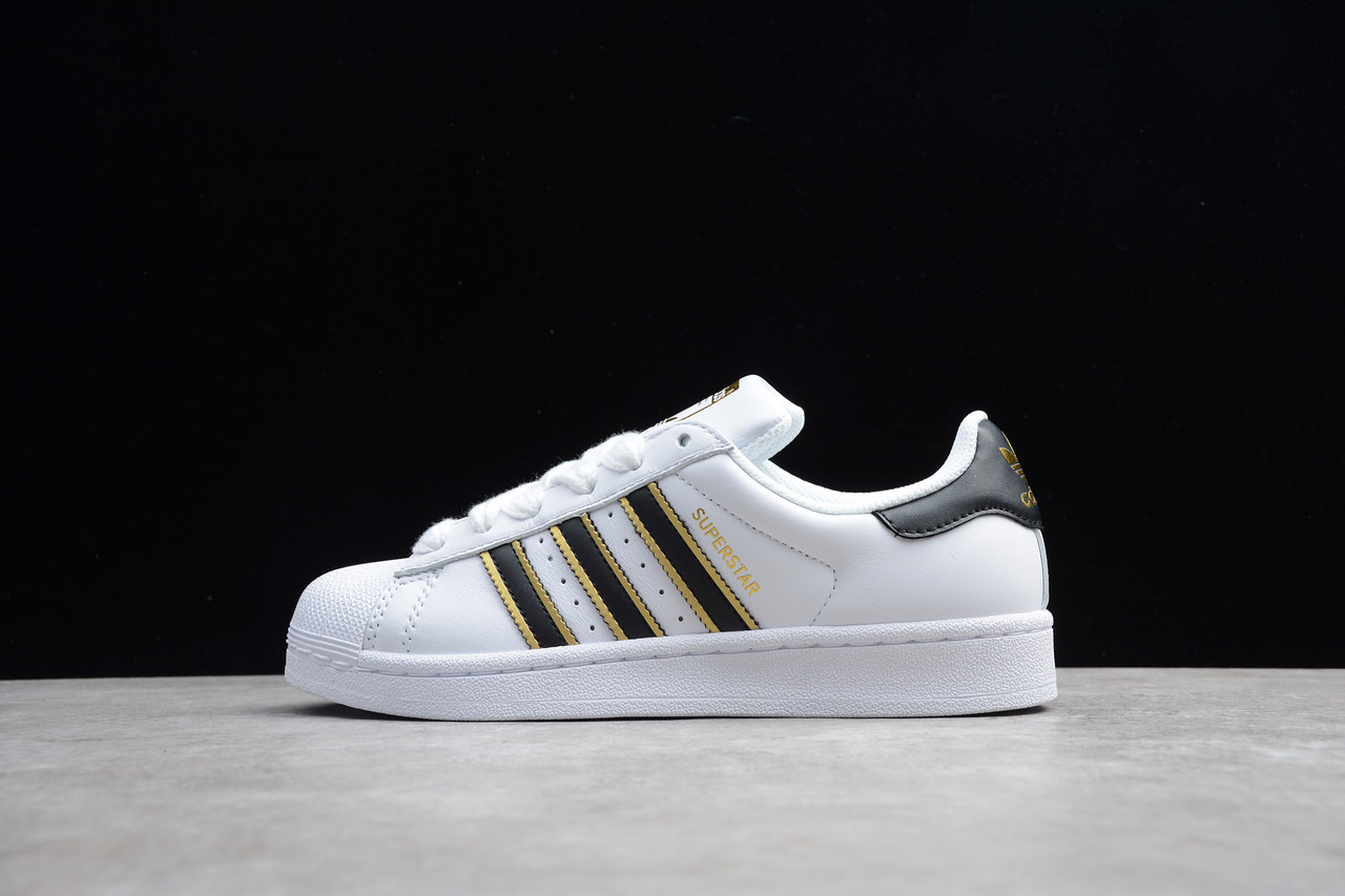 Кросівки жіночі Adidas Superstar / ADM-3388