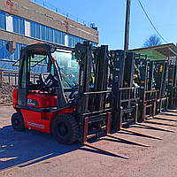 ЗАВЕЗЕНА НОВА ПАРТІЯ НАВАНТАЖУВАЧІВ І ПІДЙОМНИКІВ БУ