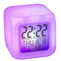 Настольные часы будильник с термометром 10x10x10 см меняющие цвет 105105