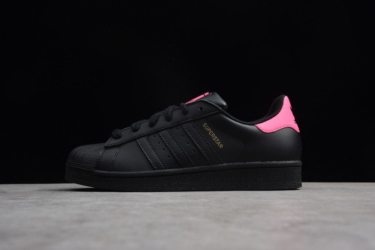 Кроссовки женские Adidas Superstar / ADW-585