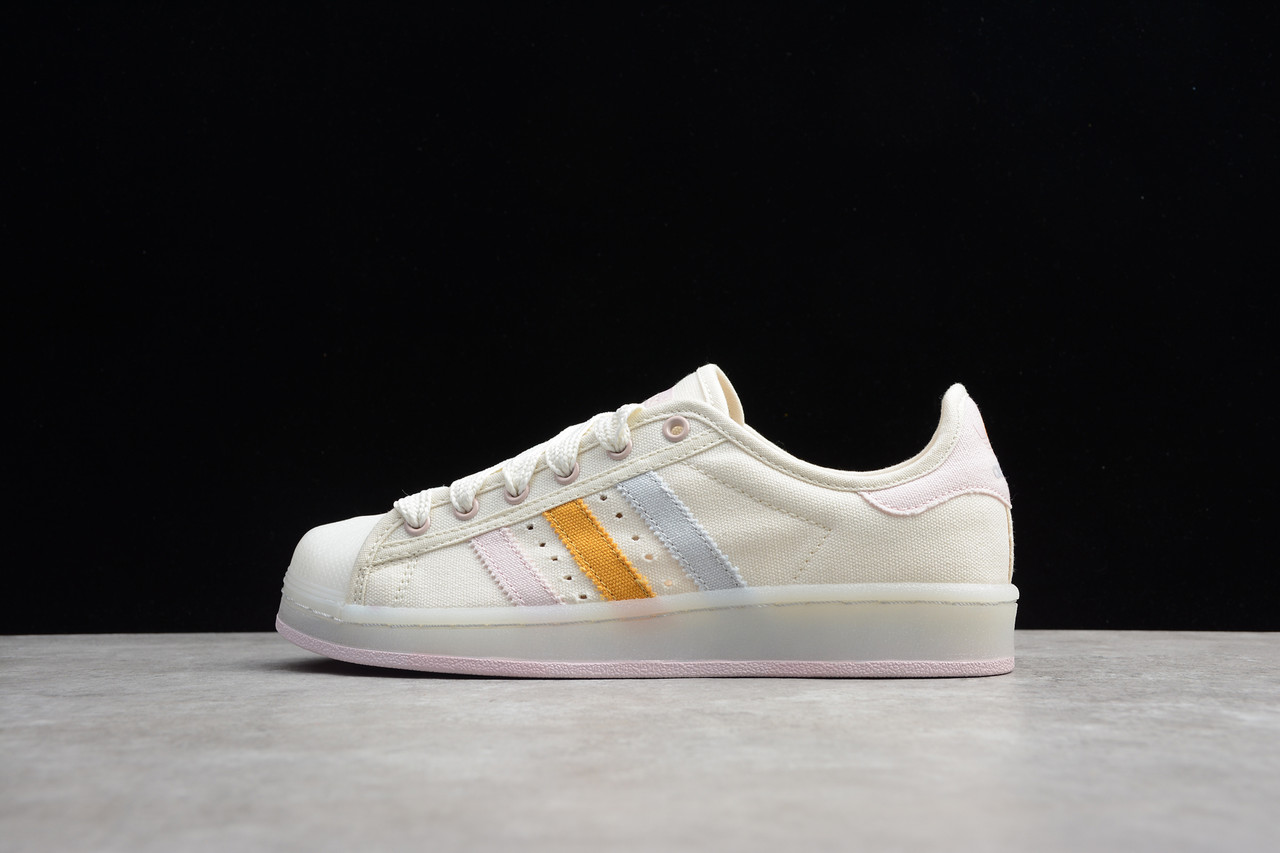 Кросівки жіночі Adidas Superstar / ADM-3369