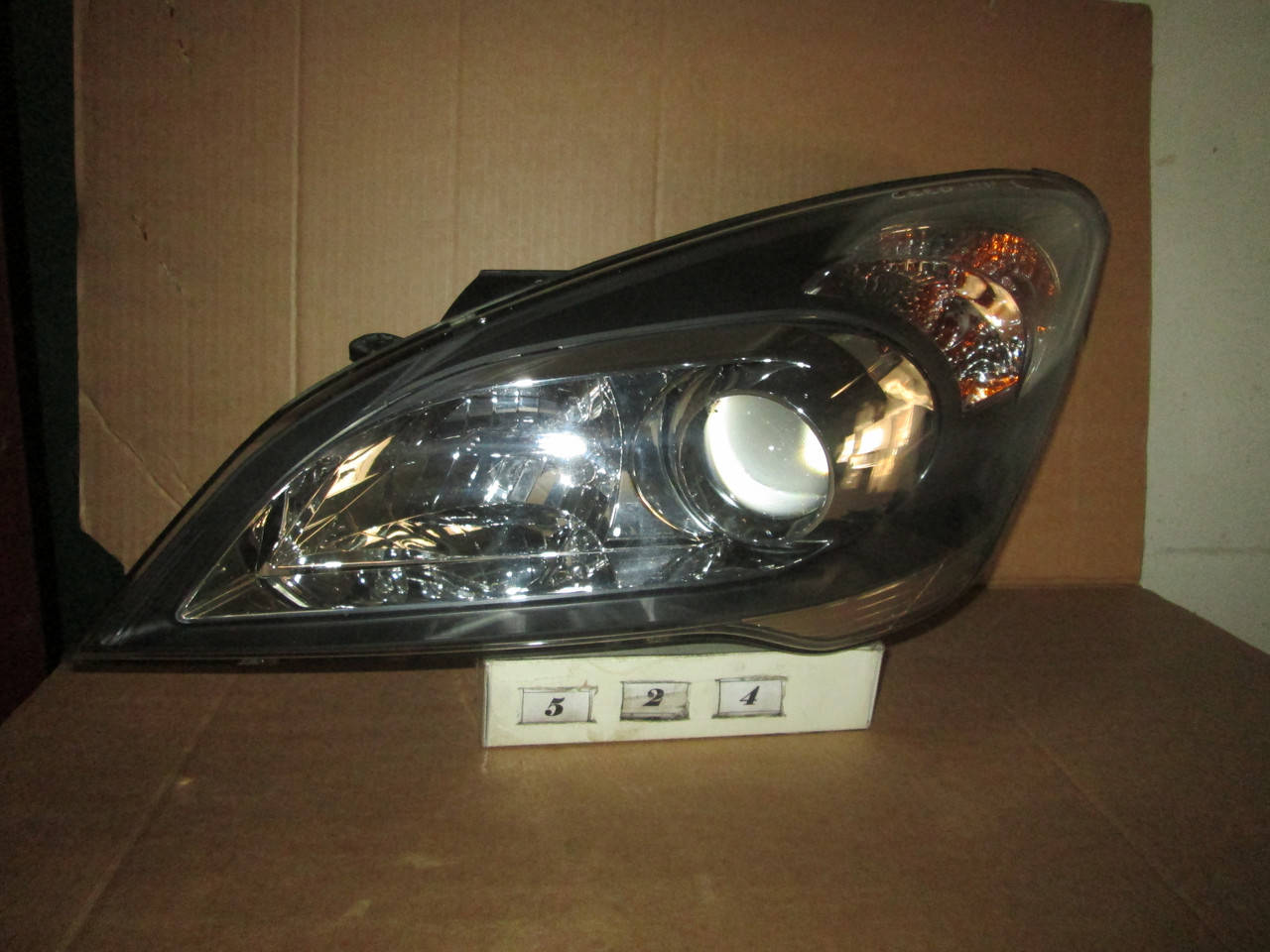 

№524 Б/у фара ліва 921011H070 для Kia Ceed 2009-2012