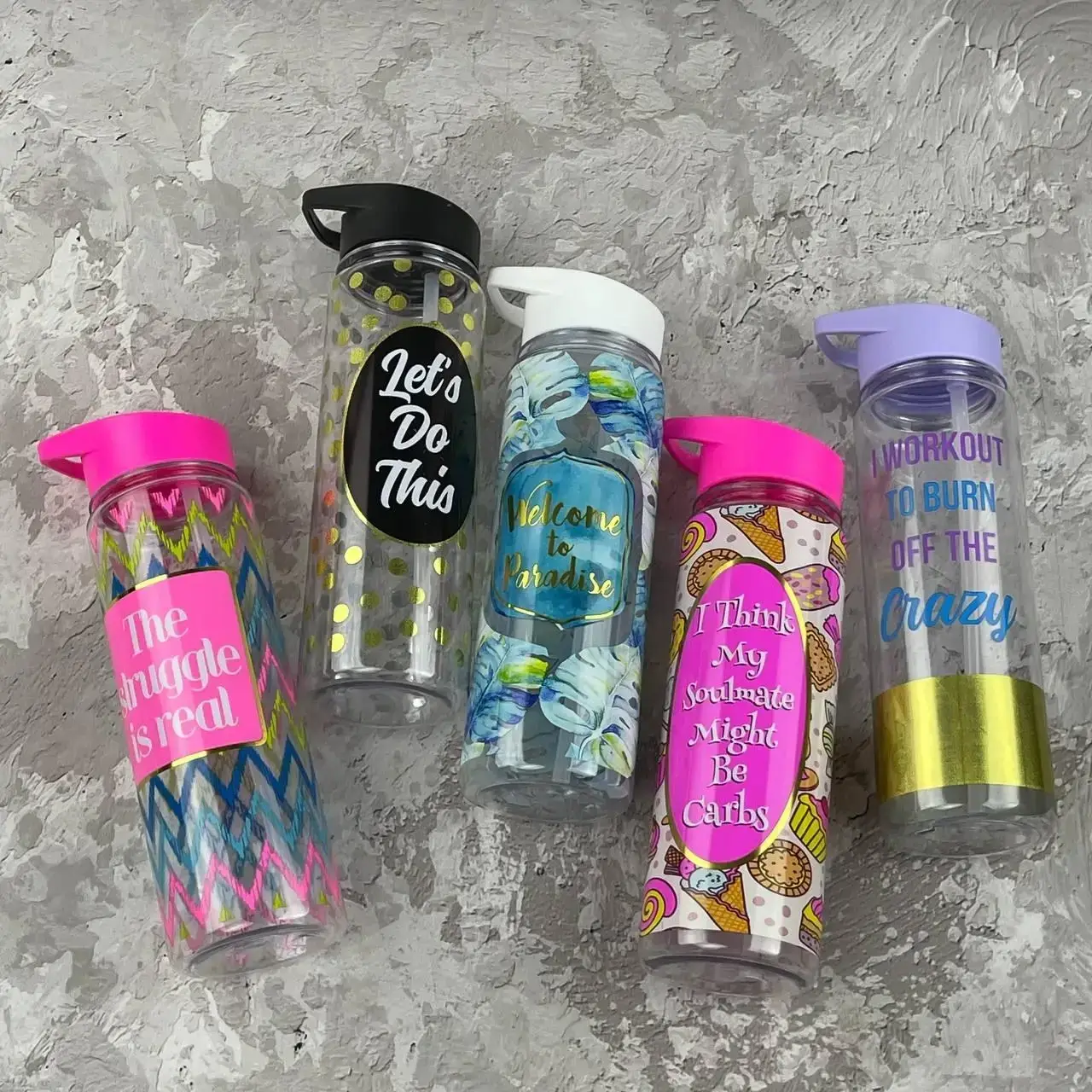 

Бутылка для воды с трубочкой 700 мл Olens