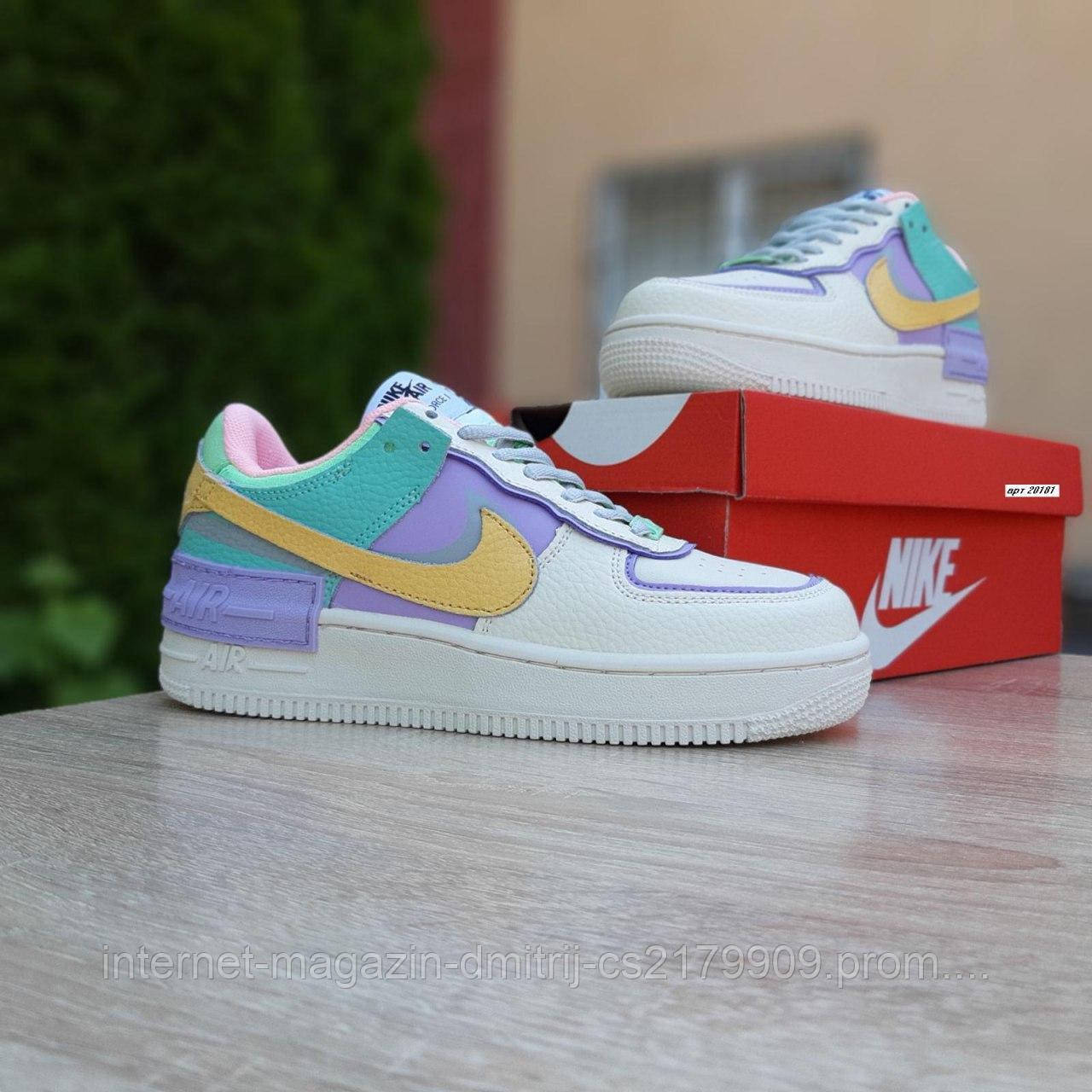 Кросівки жіночі в стилі Nike Air Force 1 Shadow бежеві з бузковим