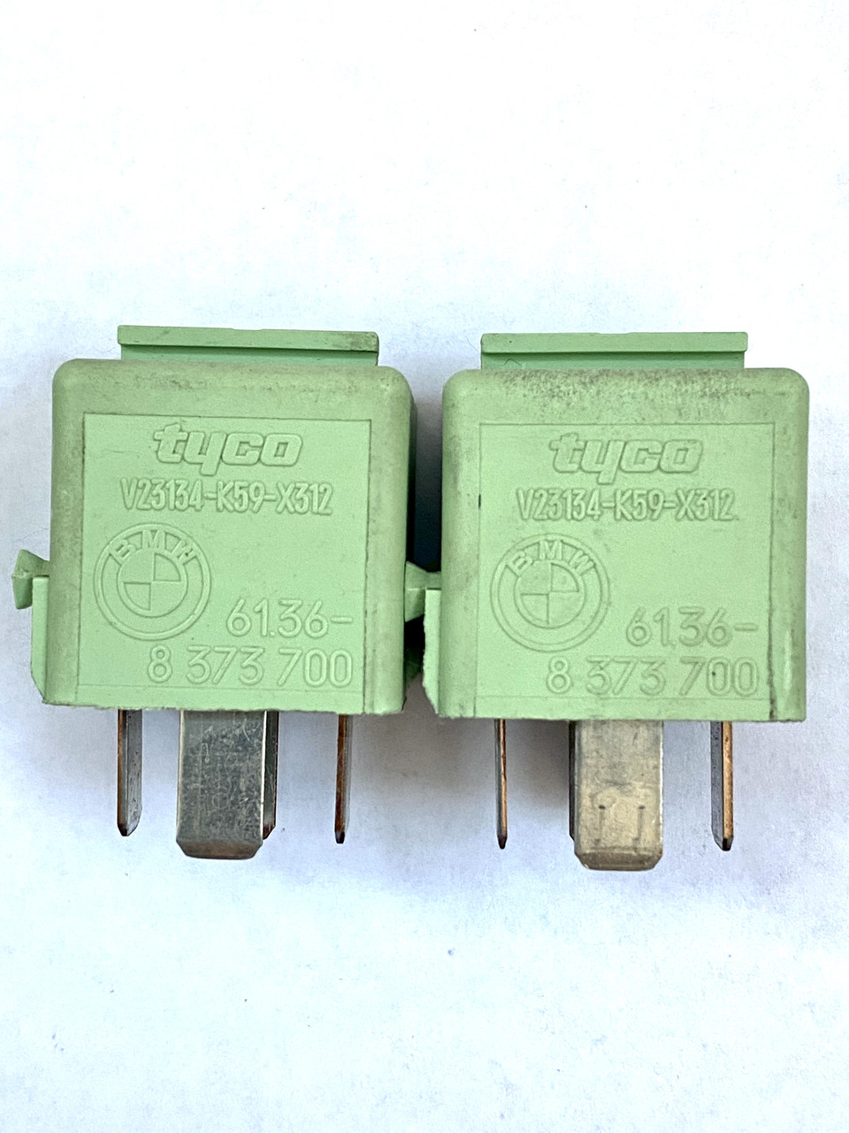 Автомобільне реле BMW 61368373700 / Tyco V23134K59X312 / V23134-K59-X312, фото 1