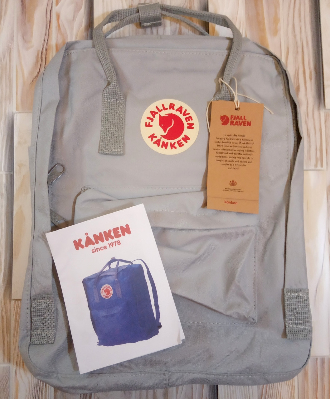 Рюкзак Fjallraven Kanken Classic стилі, світло-сірий 16 літрів (Поліестер)