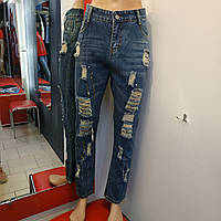Женские котоновые джинсы рваные c краской