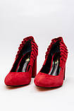 Туфлі човники жіночі червоні на стійкому підборі з натуральної замші 9 см, фото 2