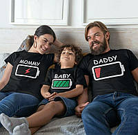 Футболки family look. Футболки для всієї родини. Батарейки. Мама, тато та дитина