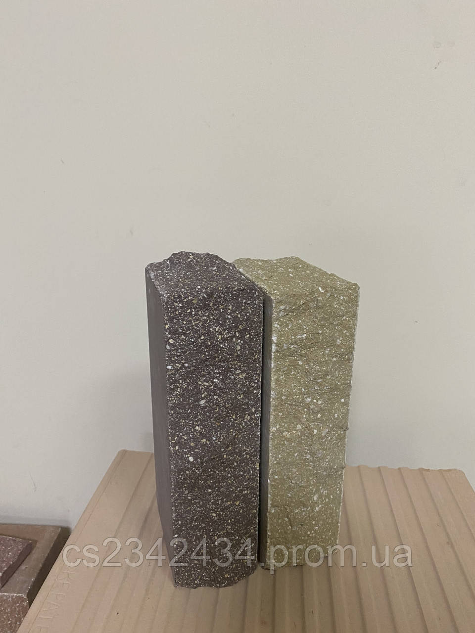 Цеглин облицювальний ECOBRICK скеля ложок-тичок 230x100x65 мм коричневий, оливковий