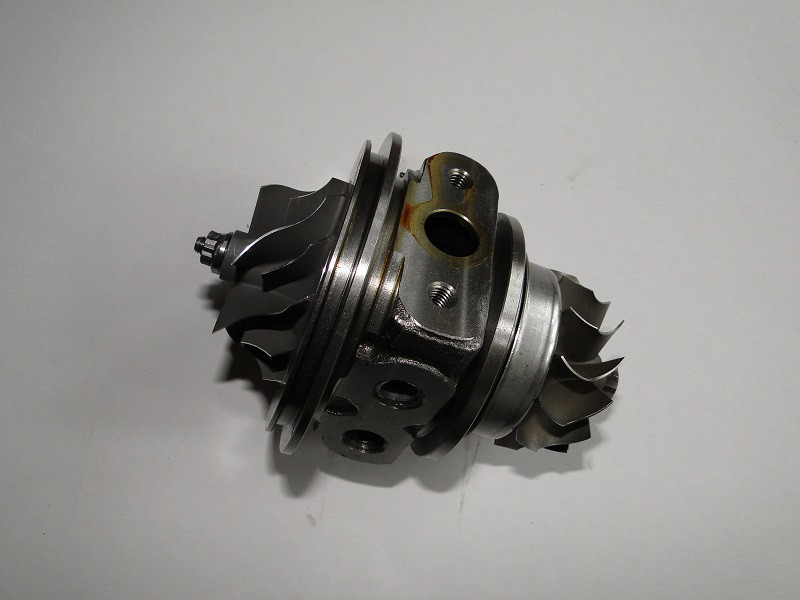 Картридж турбіни Volvo T5 v70 T5 Мотор 2.3B 49189-0135099189-01355 картридж турбіни вольво