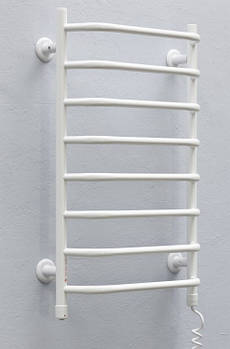 Сушарка для рушників Теплий Світ Стеїр плюс 45 R білий (710*470*145) 114 Вт