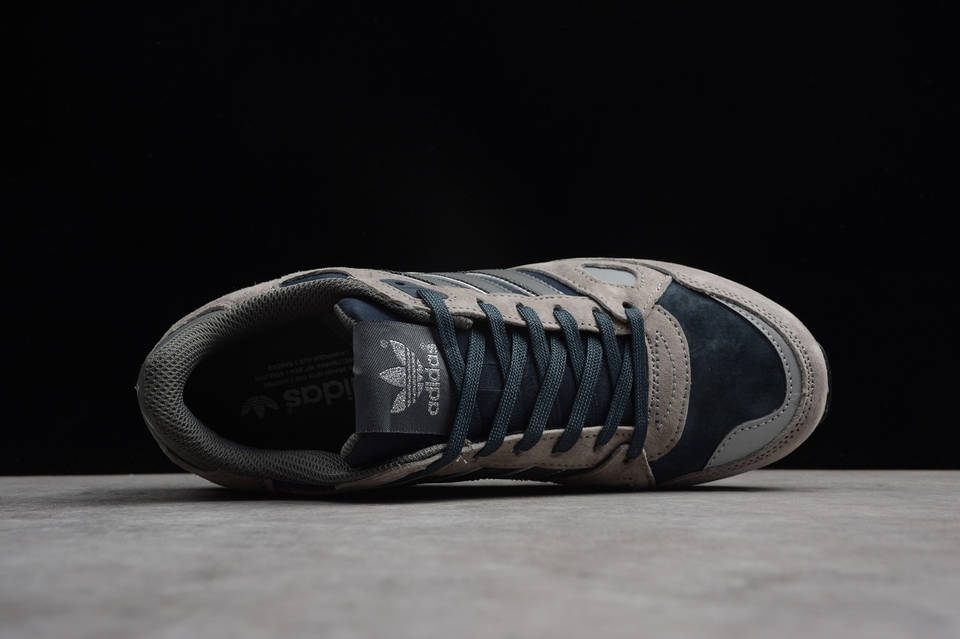 哲 Купить Кроссовки мужские Adidas ZX 750 / ADM-3631 в