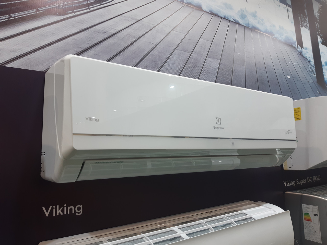 Спліт-система (інвертор) Electrolux EACS/I-24HVI/N3 серія Viking