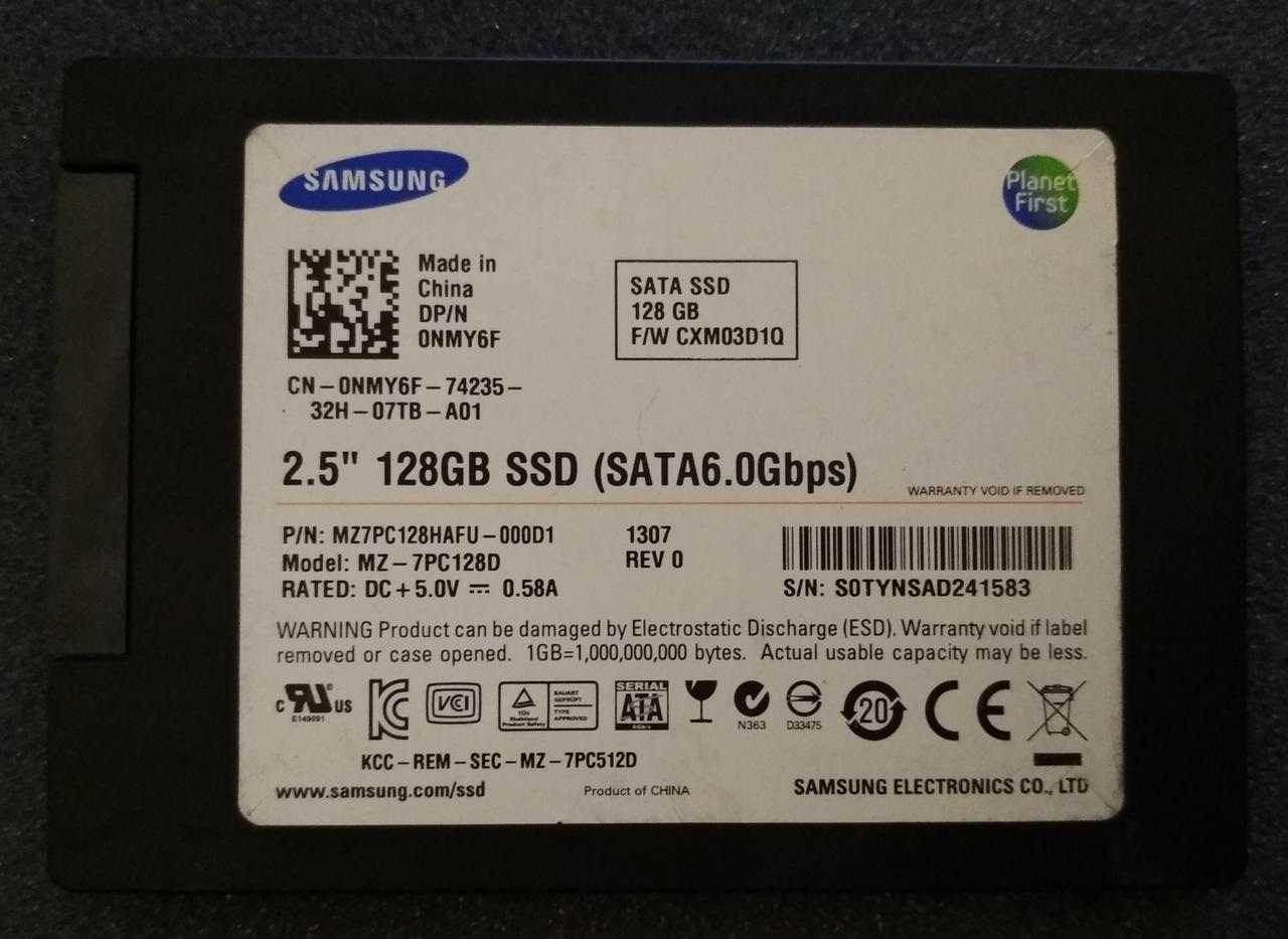 SSD-накопичувач Samsung 128ГБ / 2.5 дюйма / SATA 3.0 / 6Гб/с