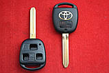 Ключ Toyota Camry, Auris, Corolla лезо TOY43 + 3 кнопки, фото 3
