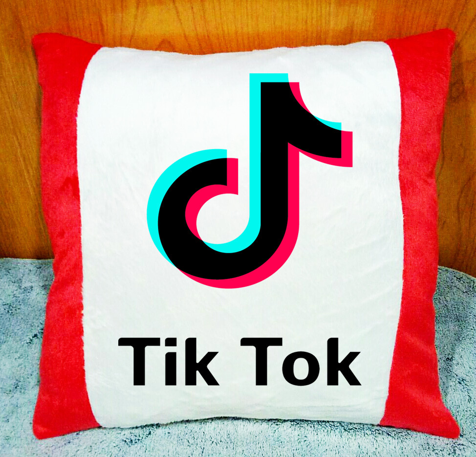 Плюшева Подушка з принтом Tik Tok