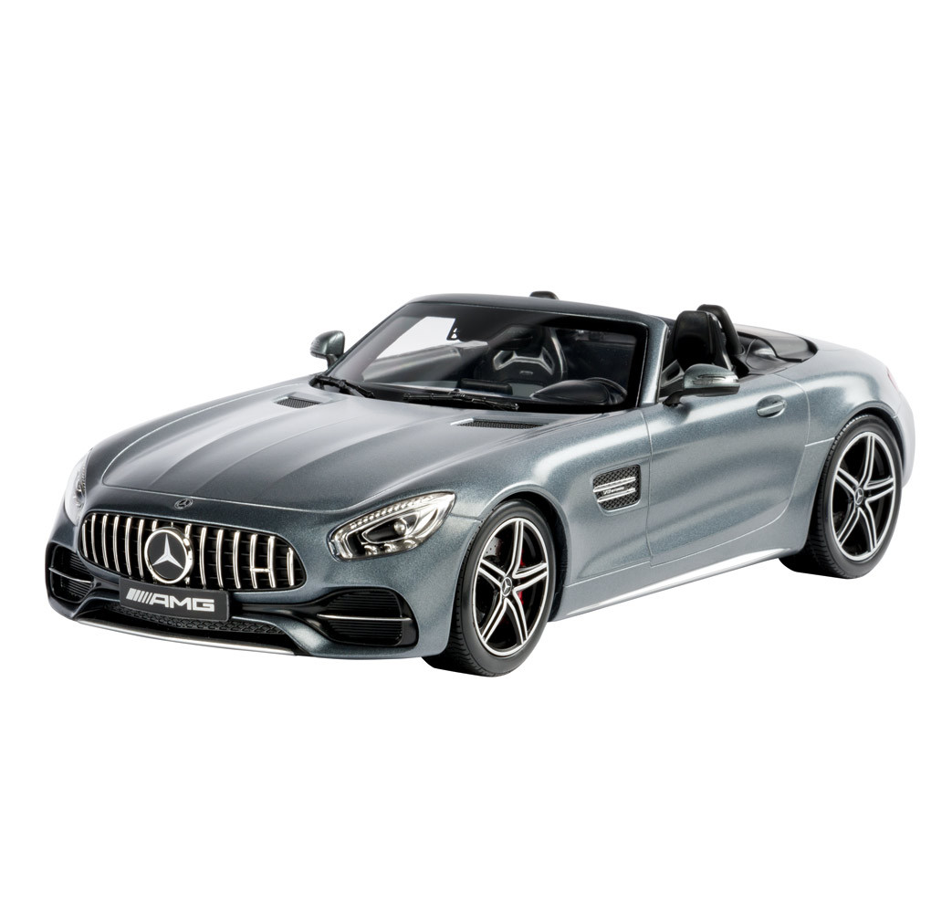 Модель Mercedes-AMG GT C, Roadster, Designo Selenite Grey Magno, артикул B66960444