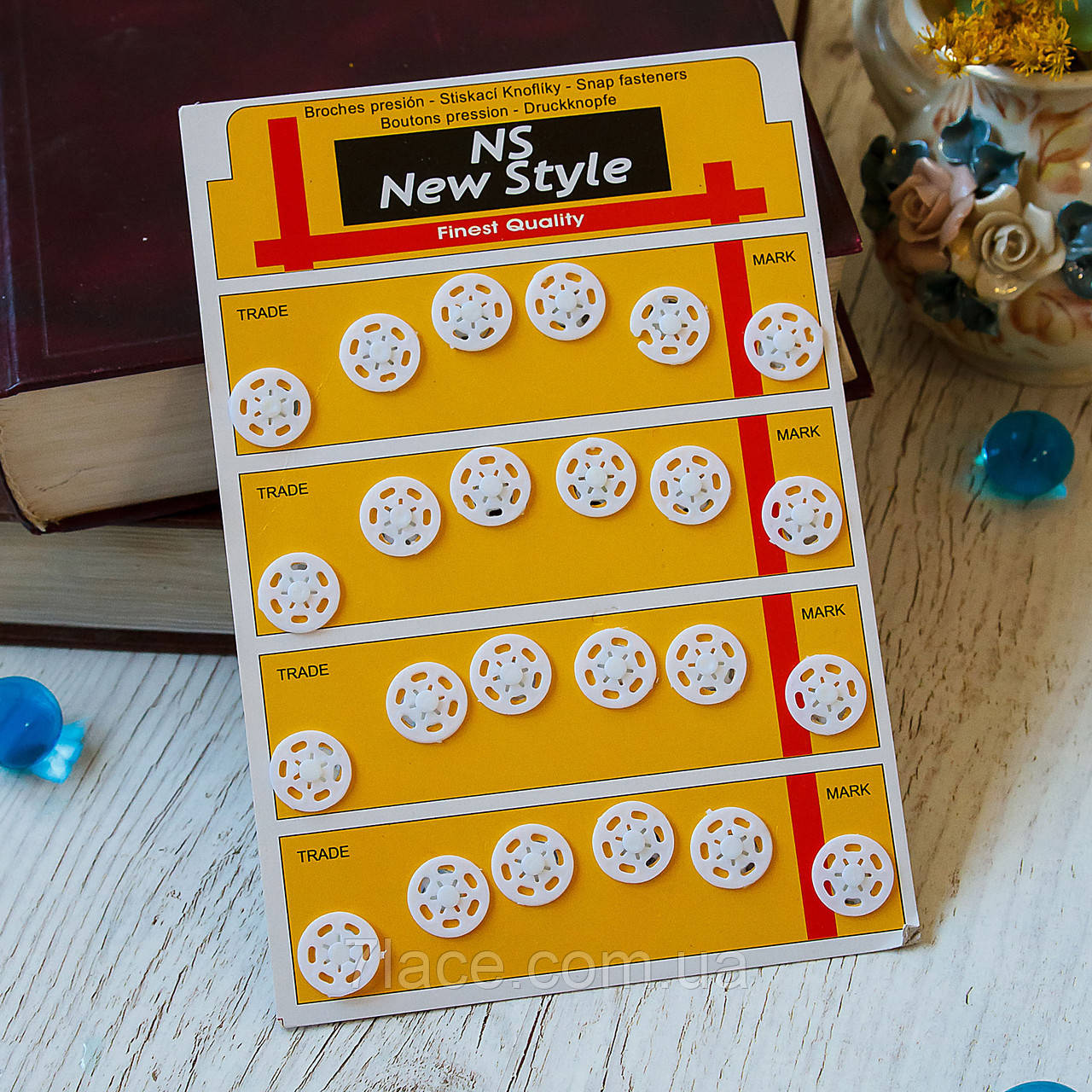 Кнопки пришивні швейні пластикові/колір білий/ діаметр 13 мм/пачка 24 шт.