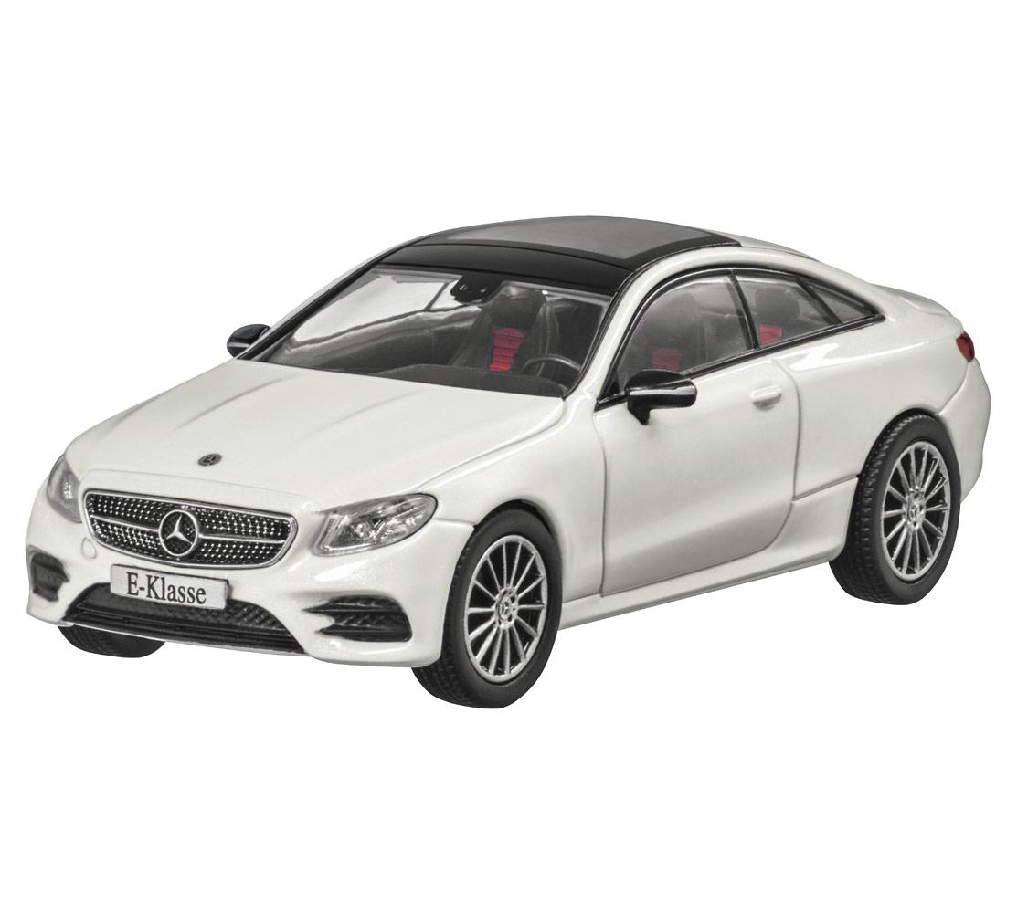 Модель Mercedes-Benz E-Class Coupé (C238), AMG Line, Scale 1:43, Designo Diamond White Bright, артикул