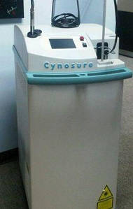 Косметологічний александритовий лазер Cynosure Apogee 6200 (2005 г) з насадками