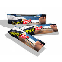 Батончик Power Pro Femine Bar с фундуком и арахисом 60 г черная смородина