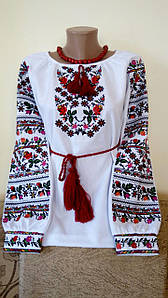 Жіноча вишита блуза з червоними трояндами "Троянди"Українська вишиванка