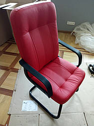 Як зібрати офісне крісло на полозах - приклад з етапами робіт