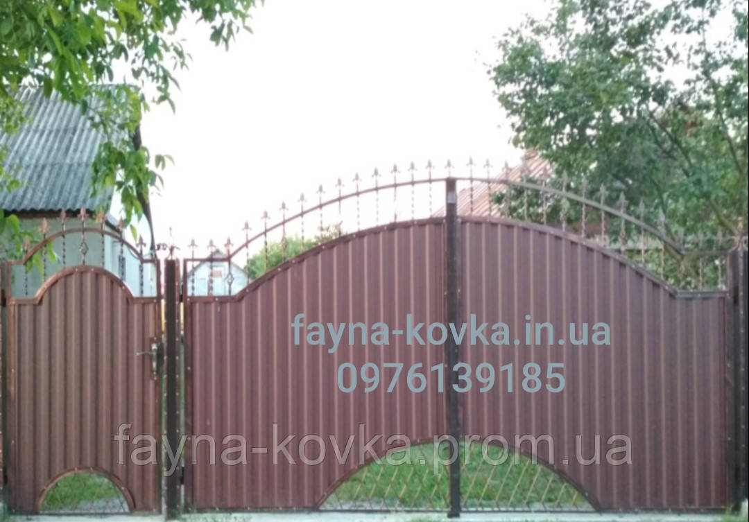 Ворота закриті профнастилом. Закрита брама. 6451