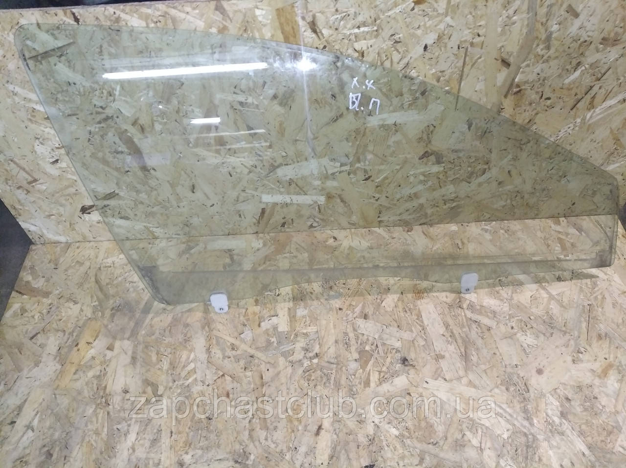 Скло передніх правих дверей 5706A018 992257 Lancer X Mitsubishi, фото 1