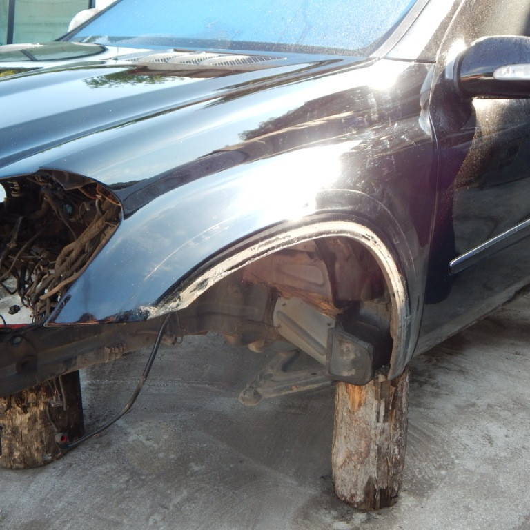 Крила крило переднє праве ліве Mercedes GL X164