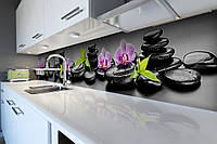 Виниловый кухонный фартук Черные камни (скинали для кухни наклейка ПВХ) Орхидеи цветы булыжники Серый 600*2500