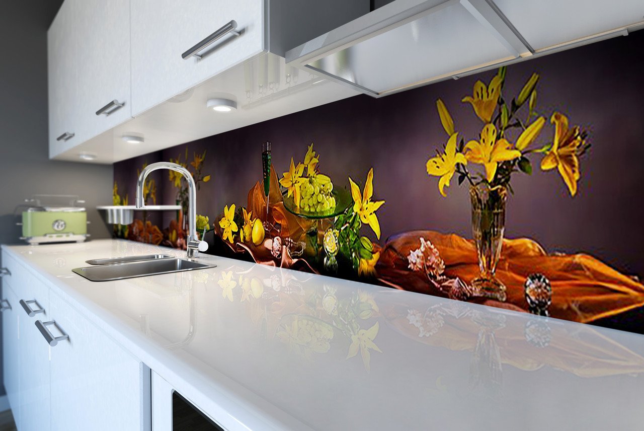 Кухонний фартух ПВХ самоклеючий Натюрморт Жовті Лілії скіналі коричневий плівка 600*2000мм, фото 1