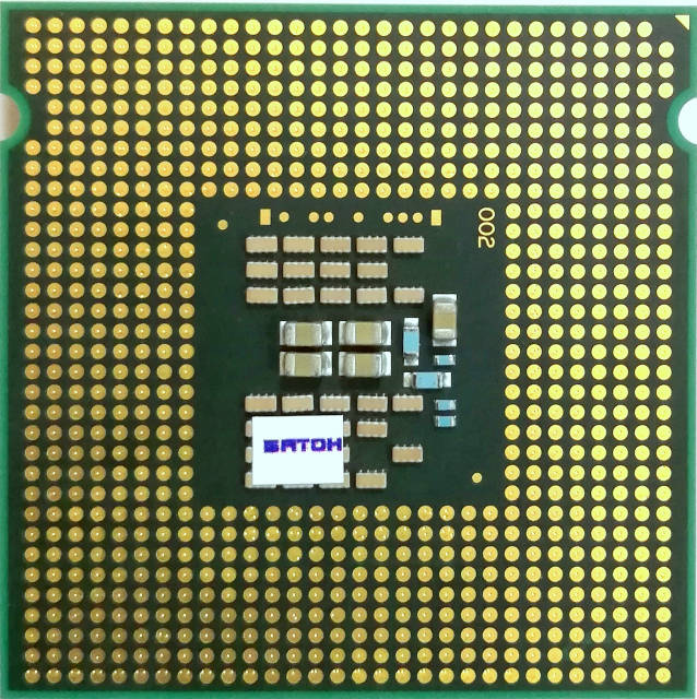 Процессор Intel Core 2 Quad Q8400 R0 SLGT6 2.66 GHz 4 MB