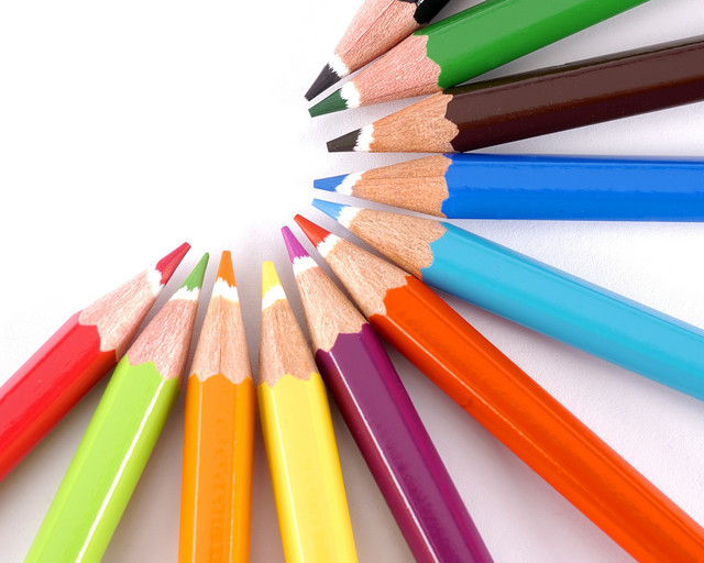 набори олівців фото