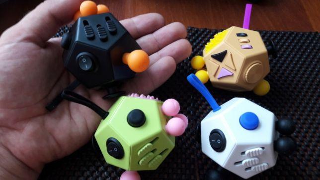 Фиджет-куб 4 ЦВЕТА 7х6х7см! - Fidget Cube - Версия 2.0 - куб - фото 4 - id-p1228015601