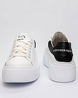 Кросівки жіночі McQueen білі з натуральної шкіри з чорним задником